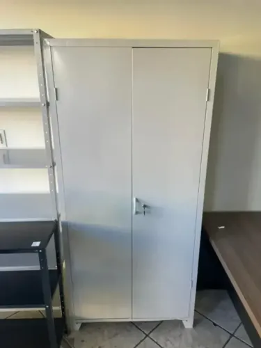 MEGA PROMOÇÃO! - ARMÁRIO DE AÇO 2 PORTAS