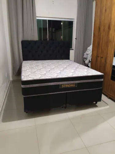 Cama queen com colchão ortopédico espuma D60