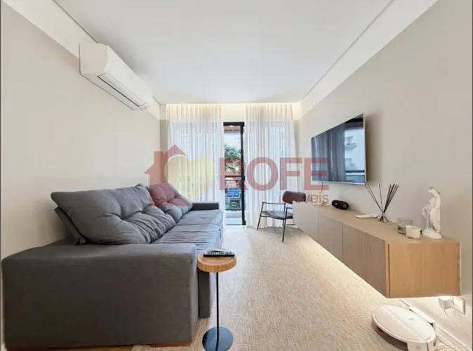 Apartamento de 95m2, 2 Dorms, sendo 1 Suite + Escritório + Closet, 100% Mobiliado, Moderno