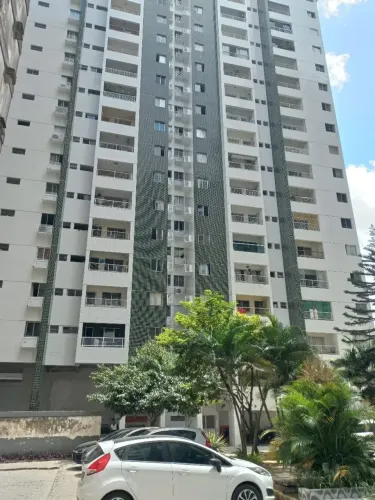Imóvel para venda tem 60 metros quadrados com 2 quartos em Várzea - Recife - PE