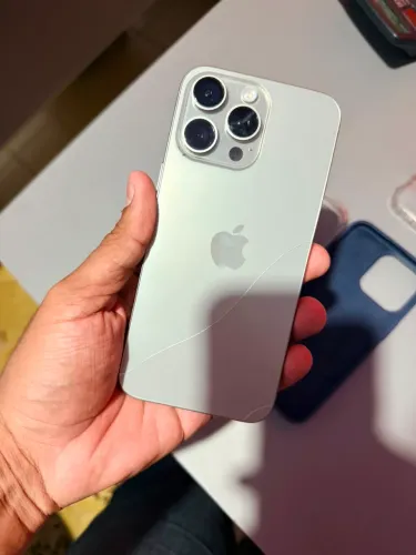 IPHONE 15 PRO MAX 256gb
