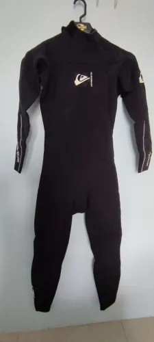 Long John Quick silver 3.2 novinho