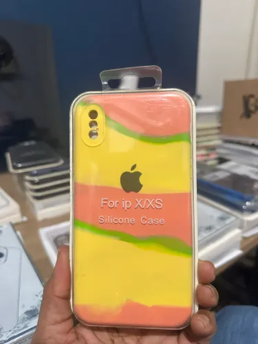 Capinha de Silicone para iPhone X / XS