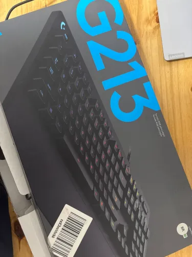 Teclado Logitech G213 ESTADO NOVO