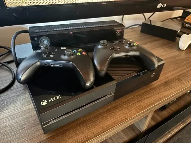 Xbox One Fat Revisado + 2 Controles + Kinect | Ótimo Estado