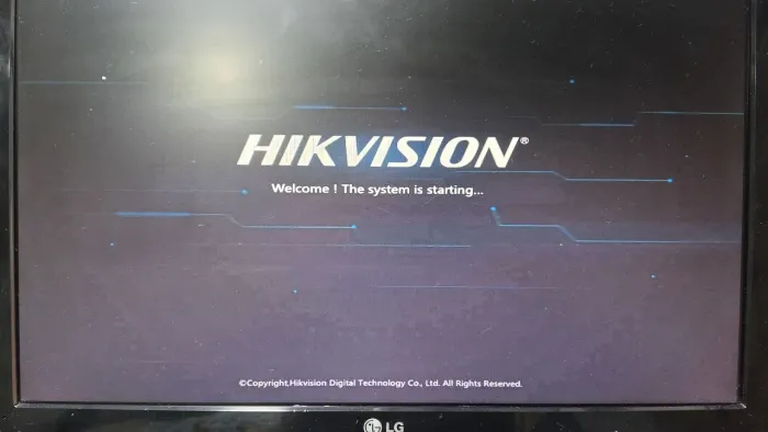 Dvr Hikivision Turbo Ds7204Hghi-F1 Com Fonte De Alimentação Sem defeitos e Sem Detalhes
