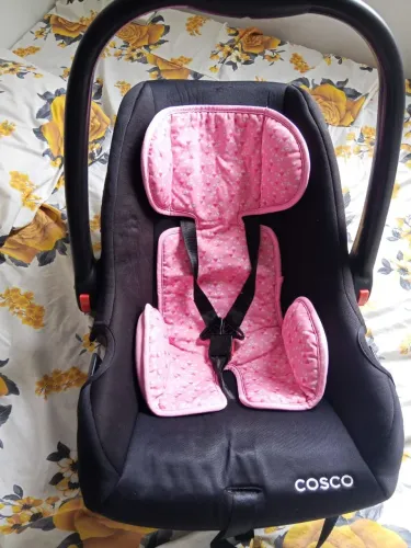 Bebê conforto seminovo 