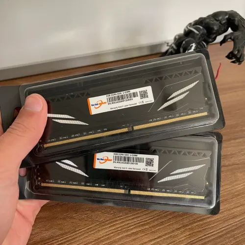 Kit RAM 2x8GB DDR4 - Novas