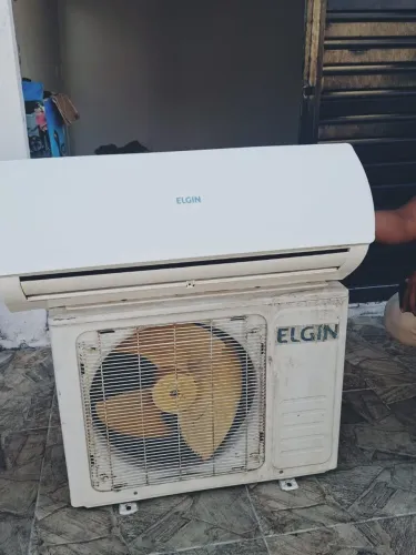 Ar condicionado de 12 mil bths 
