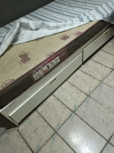 Cama para criança ou adolescente - 150,00