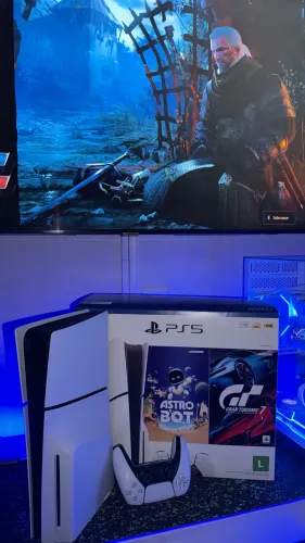 PS 5 SLIM COM LEITOR - CFI 2114  - 1TB - NF - garantia - Grátis 2 Jogos à escolha 