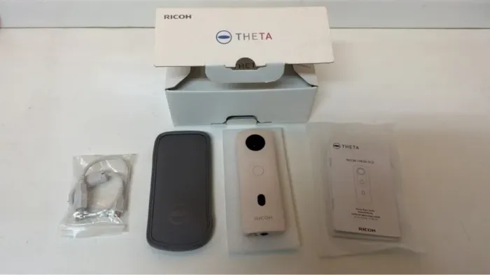 Câmera 360° Ricoh THETA SC2 4K Branca