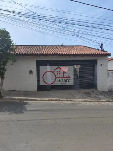 Casa em Conjunto Habitacional Henrique Pires de Toledo - Elias Fausto, SP