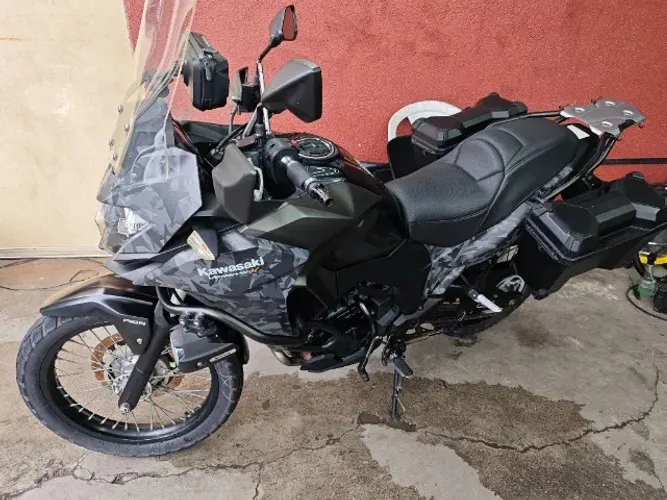 Moto Kawasaki versys 300 Tourer 2020 