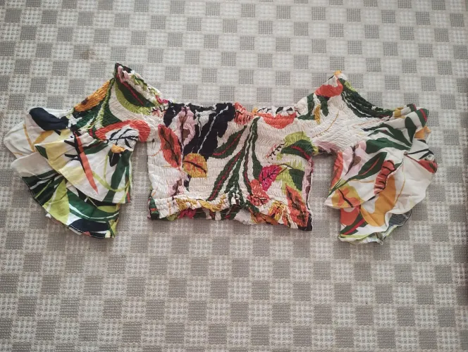 Blusa tomara que caia 