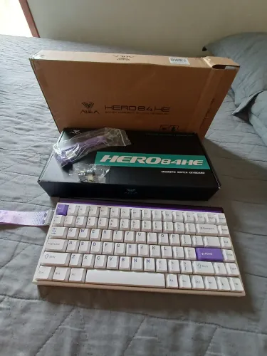 teclado magnético Aula Hero 84 he