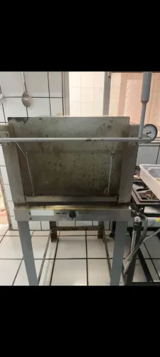 Vendo forno ( esta sujo tem que limpar )