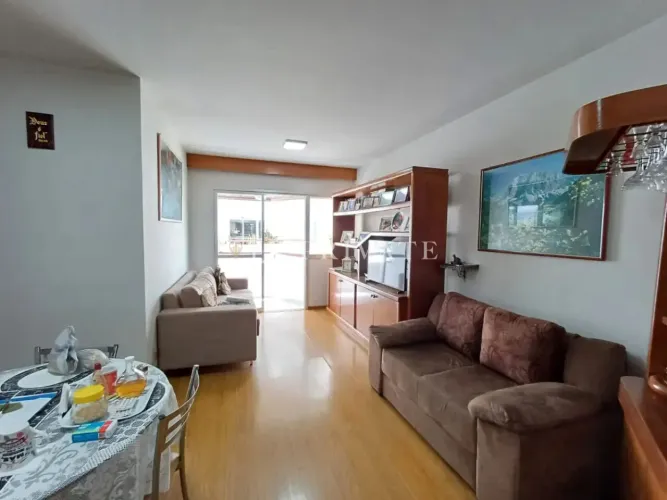 Apartamento em Perdizes de 79m, 3 dormitórios, 1 suíte, 2 vagas de garagem.