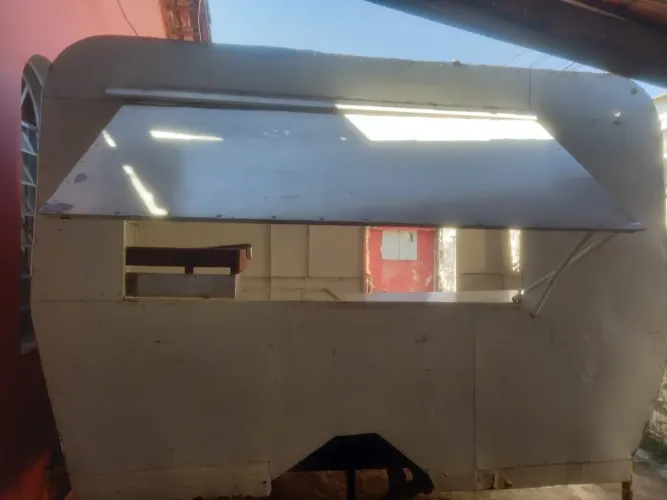 Trailer para lanches / food truck 3x2 usado - ideal para reforma ou ponto fixo