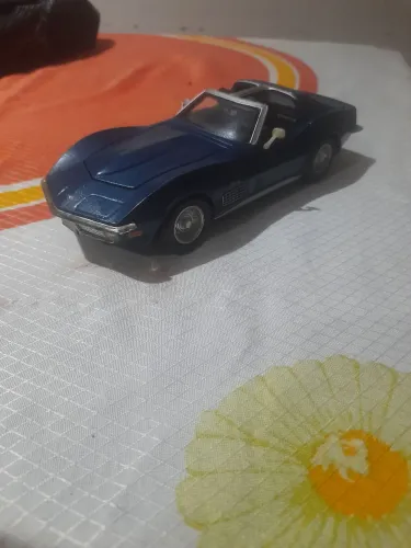 Raro Corvette Stingray 1970 Maisto 1/24
