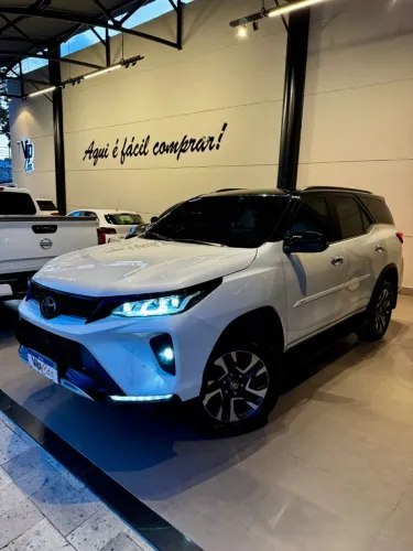 Toyota Hilux SW4 Diamond 2.8 TB 4X4 Die. Aut. 2024