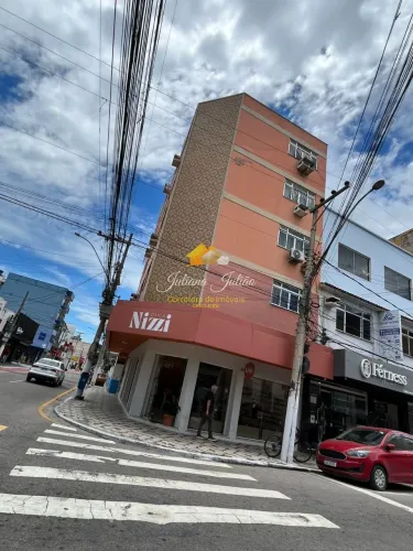 APARTAMENTO À VENDA, COM 3 QUARTOS, NO CENTRO DE MACAÉ, RJ
