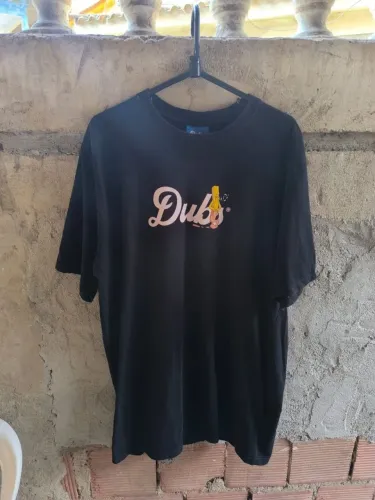 Camiseta Dubs