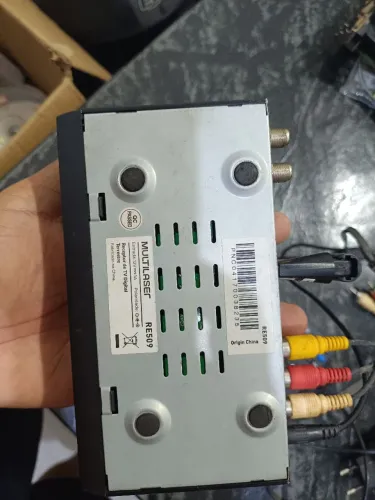 Receptor de TV Digital Multilaser com controle