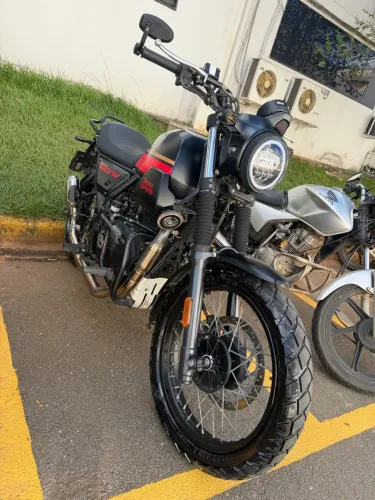 Royal Enfield Scram 411 EFI 2023