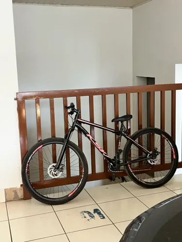 Bicicleta Aro 29 KGT Shift Aço Carbono