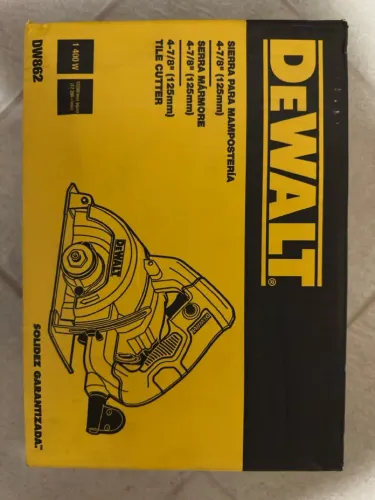VENDO SERRA MÁRMORE DEWALT 127V