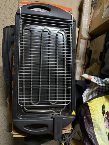 Vendo churrasqueira semi nova
