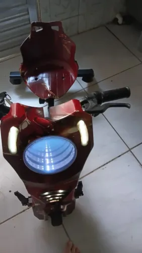 Triciculo Drift 8,5" 350w semi-novo.