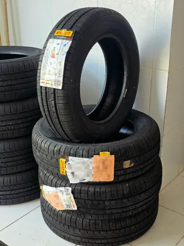 Pneu Pirelli Aro 14 P400EVO 175/65