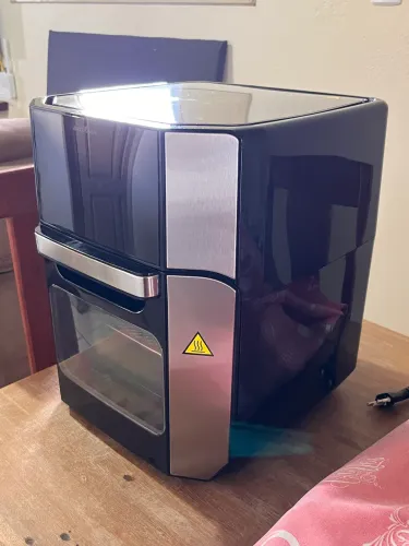 Air Fry Oven Britânia BFR2100P 1800W - Excelente Estado