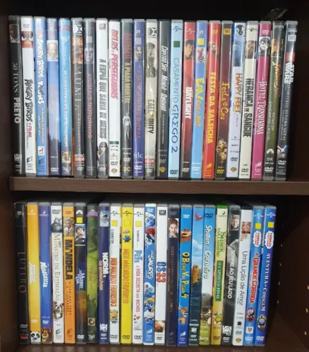 Lote com 45 filmes em DVD Originais