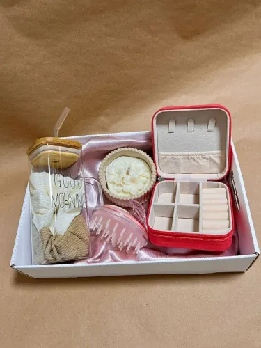 Kit Presente Feminino Com Vela Aromática, Copo E Acessórios