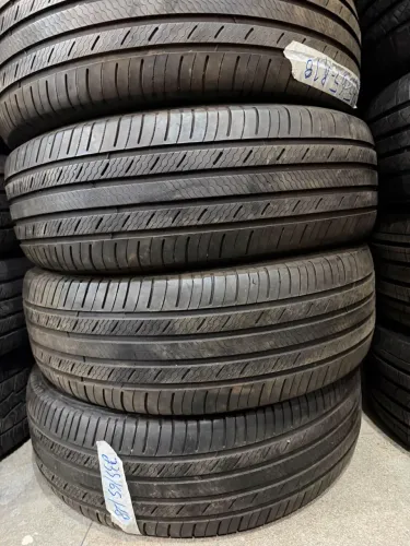 Pneus 235/65/18 marca michelin