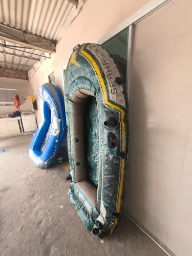 Bote inflável