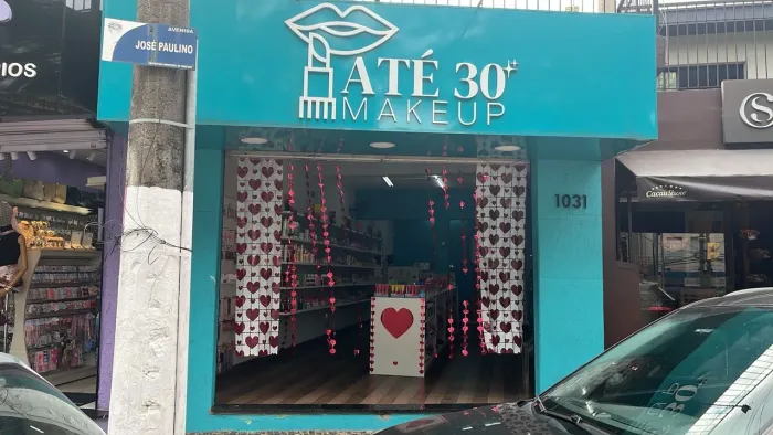 Oportunidade Única: Loja de Cosméticos Completa (Porteira Fechada) 