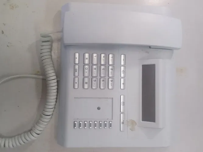 VENDO 05 APARELHOS DE TELEFONIA/SIEMENS