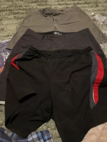 Kit 3 peças : 2 bermudas Masculinas e 1 short M (Hurley + U.S. Polo Assn. + Kalenji)