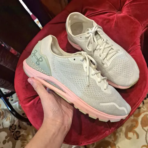Tênis Under Armour Hovr Sonic 6 Branco e Rosa Feminino - Tam 41