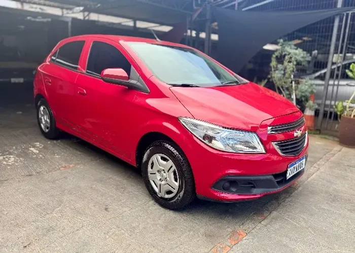 Chevrolet Onix Hatch LT 1.0 8V Flex Power Mec. 4P 2013