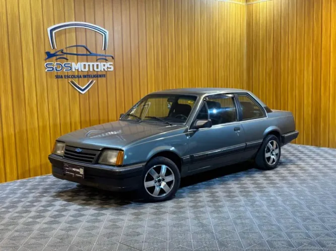 Chevrolet Monza GL 2.0 Efi/sl/l/650/club/barc.2e4p (álcool) 1990