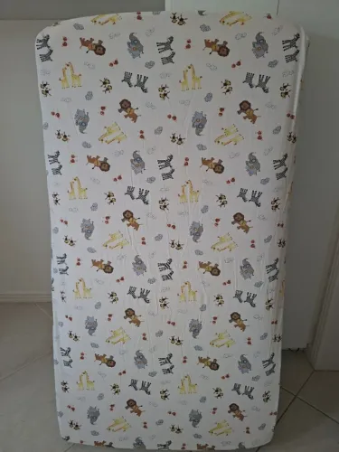 Kit de lençóis e cueiros importados para berço de bebê