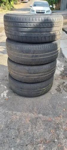 Vende 4 pneus aro 17