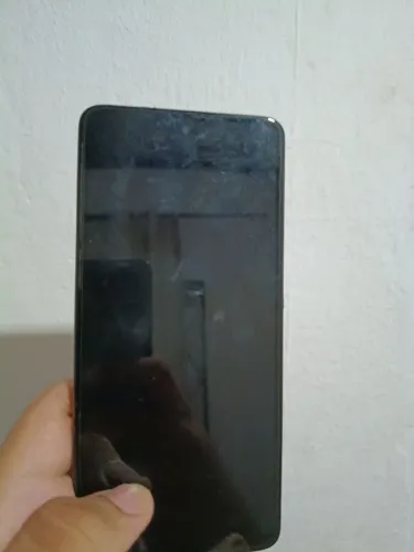 Motorola Edge 30 com defeito