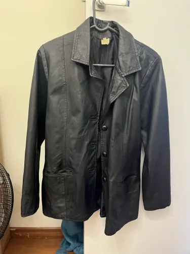 Casaco Blazer de Couro Feminino