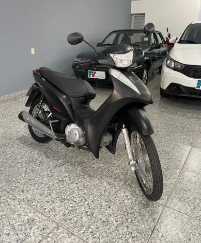HONDA BIZ 125 ES 2015 COM BAIXO KM